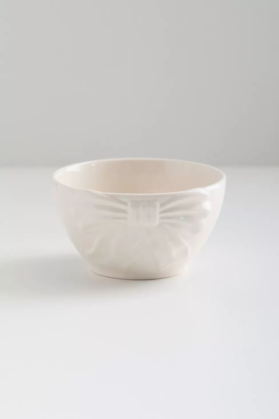 Bow Snack Bowl | Urban Outfitters (US and RoW)