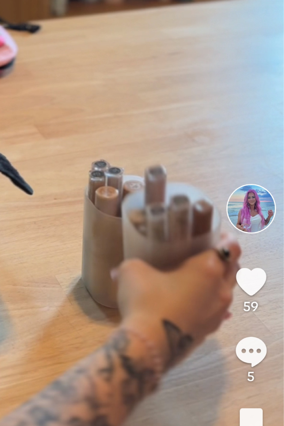 containers for makeup kit 