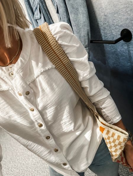White top, white tee, statement top, woven bag, spring outfit, Evereve, @evereveofficial

#LTKstyletip #LTKitbag #LTKFind