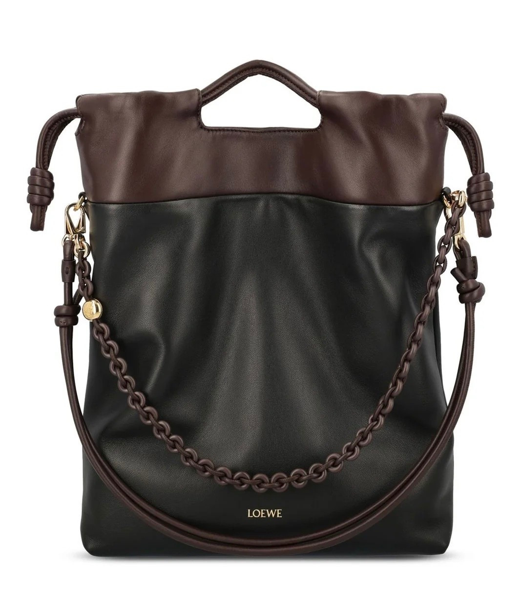 Bag crush this szn. 🤎🖤

Good mom bag too because it holds a lot and has a strap.