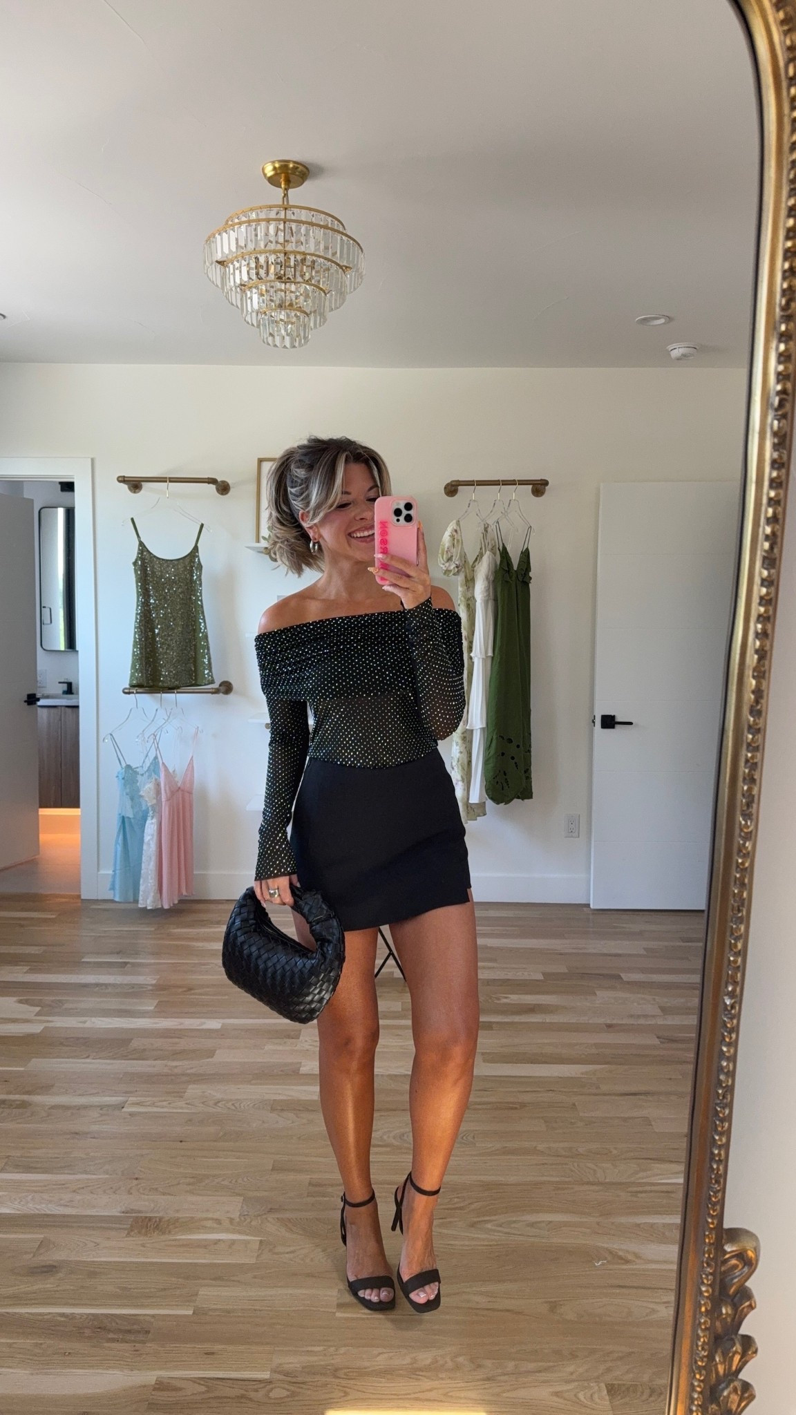 Off the shoulder sequin top with black skort date night look

Vici code: emerson30
Electric picks code: emerson20

Wearing my usual smalls

Date night
Bachelorette party
Black skort
Off the shoulder
Sequin top


#LTKStyleTip #LTKFindsUnder100 #LTKParties