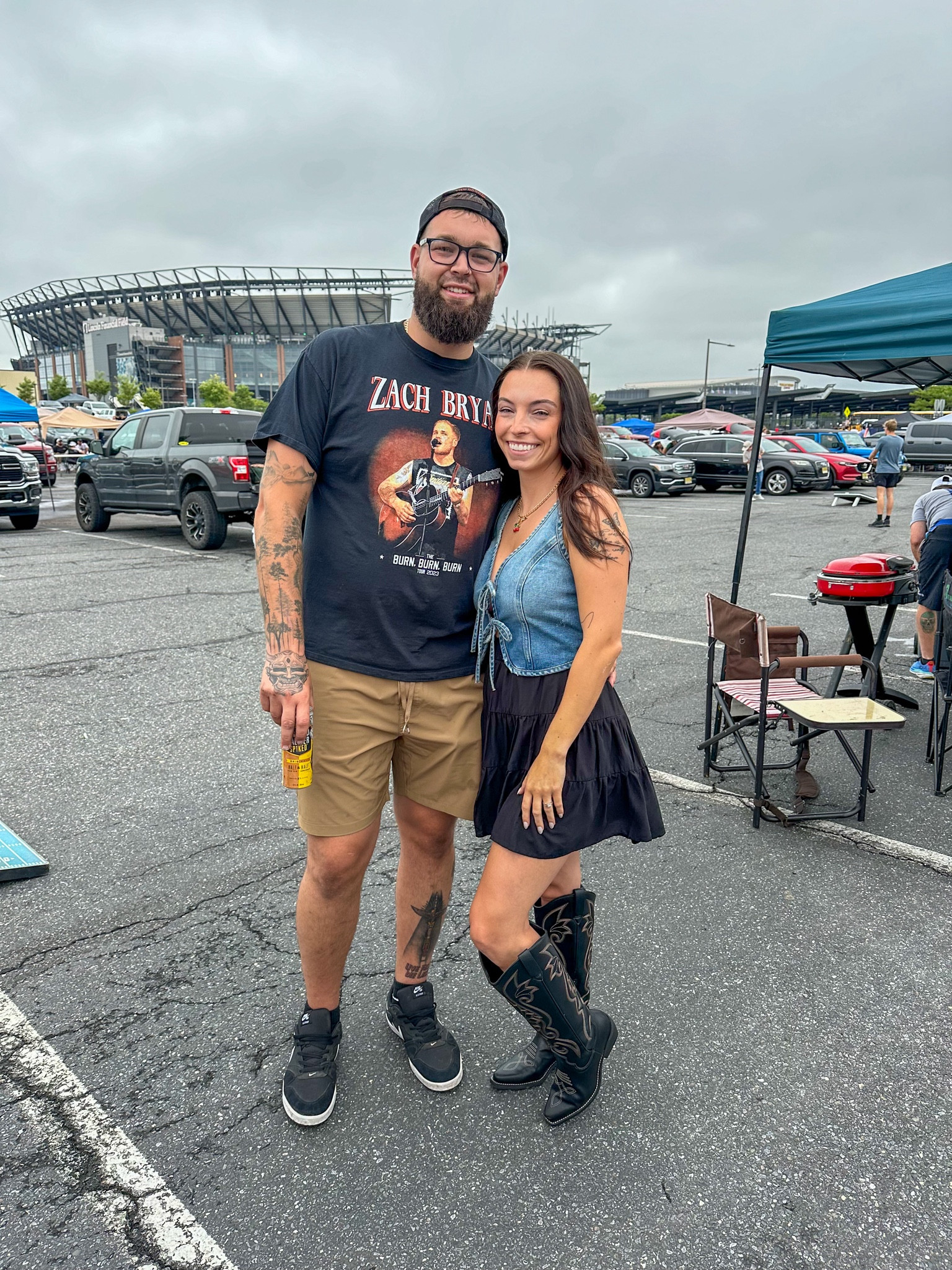 Zach Bryan Concert 🖤

#LTKFindsUnder50 #LTKStyleTip