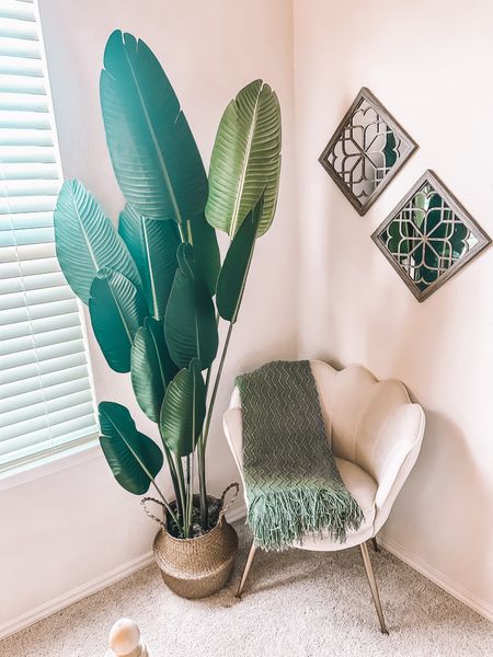 Guest room reading nook // reading corner // reading nook // cozy corner // faux houseplant 

#LTKsalealert #LTKhome #LTKfindsunder100