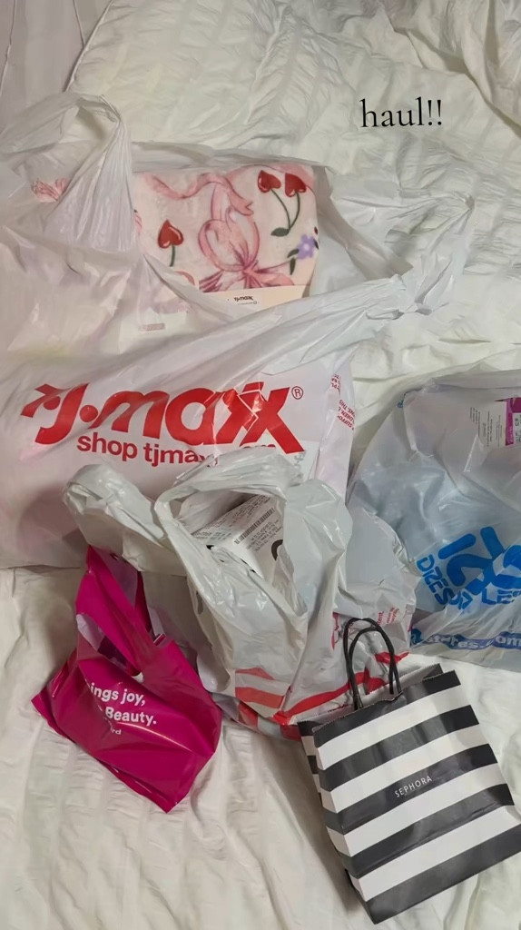 haul!!!

#LTKHome #LTKWatchNow #LTKBeauty