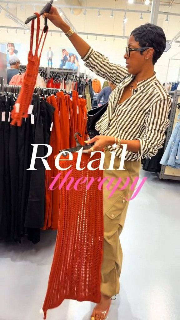 Retail therapy at Old Navy… and wait—why is everything actually cute right now? 👀
Spring/summer pieces that look way more expensive than they are.
You already know I had to put some looks together. #OldNavy