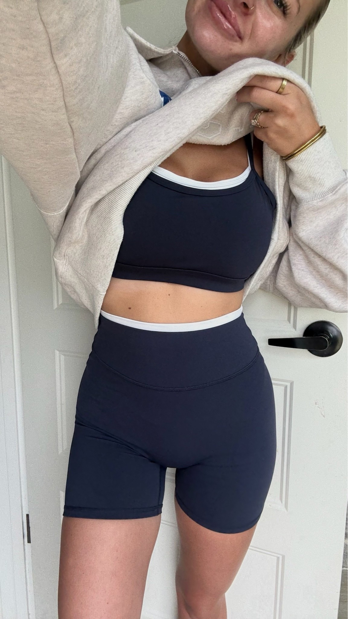 Love the double layer look of this workout set! Wearing a size small

#LTKootd #LTKActive #LTKfitnessgoals