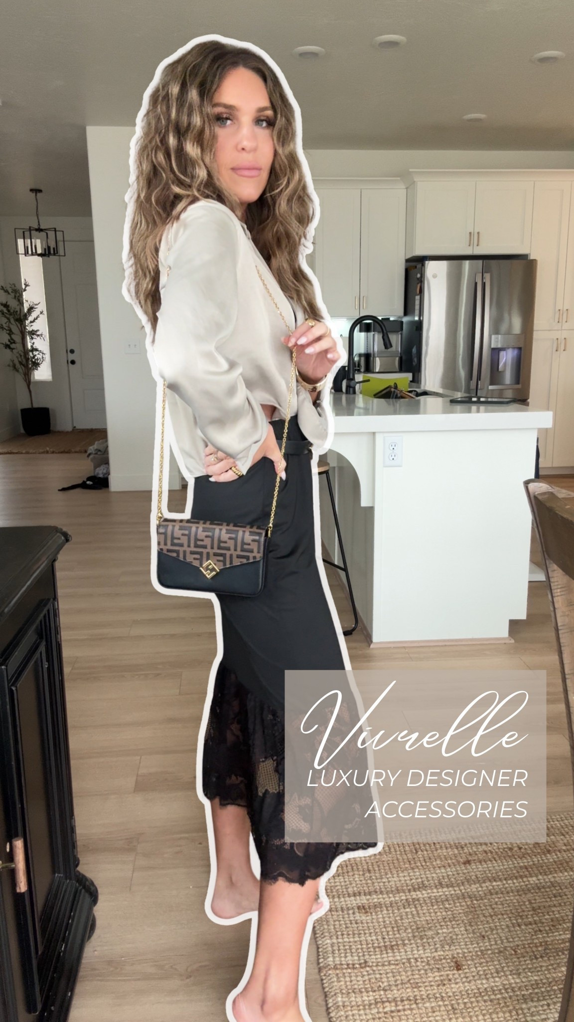 @Vivrelle designer accessories you can borrow & purchase at a discounted rate! 

It’s a monthly subscription that gives you access to their extensive collection of products! 

Use my code BROOKEROUNDY for your first month on me❤️ #ad #vivrelle