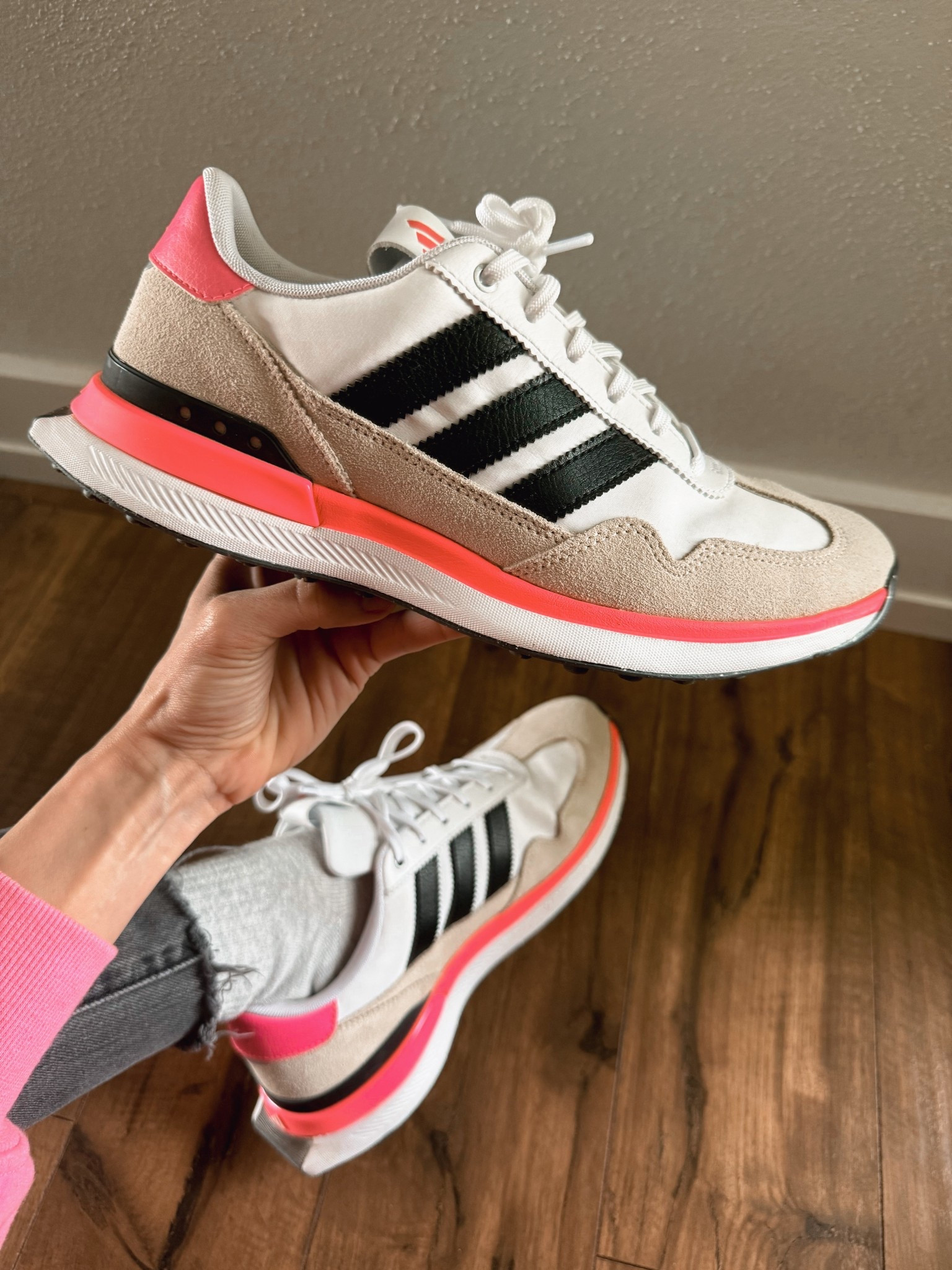 Attention golf girls!!! These are adorable and VERY VERY COMFY 🥹💓 

#LTKActive #LTKfitnessgoals #LTKdayinmylife