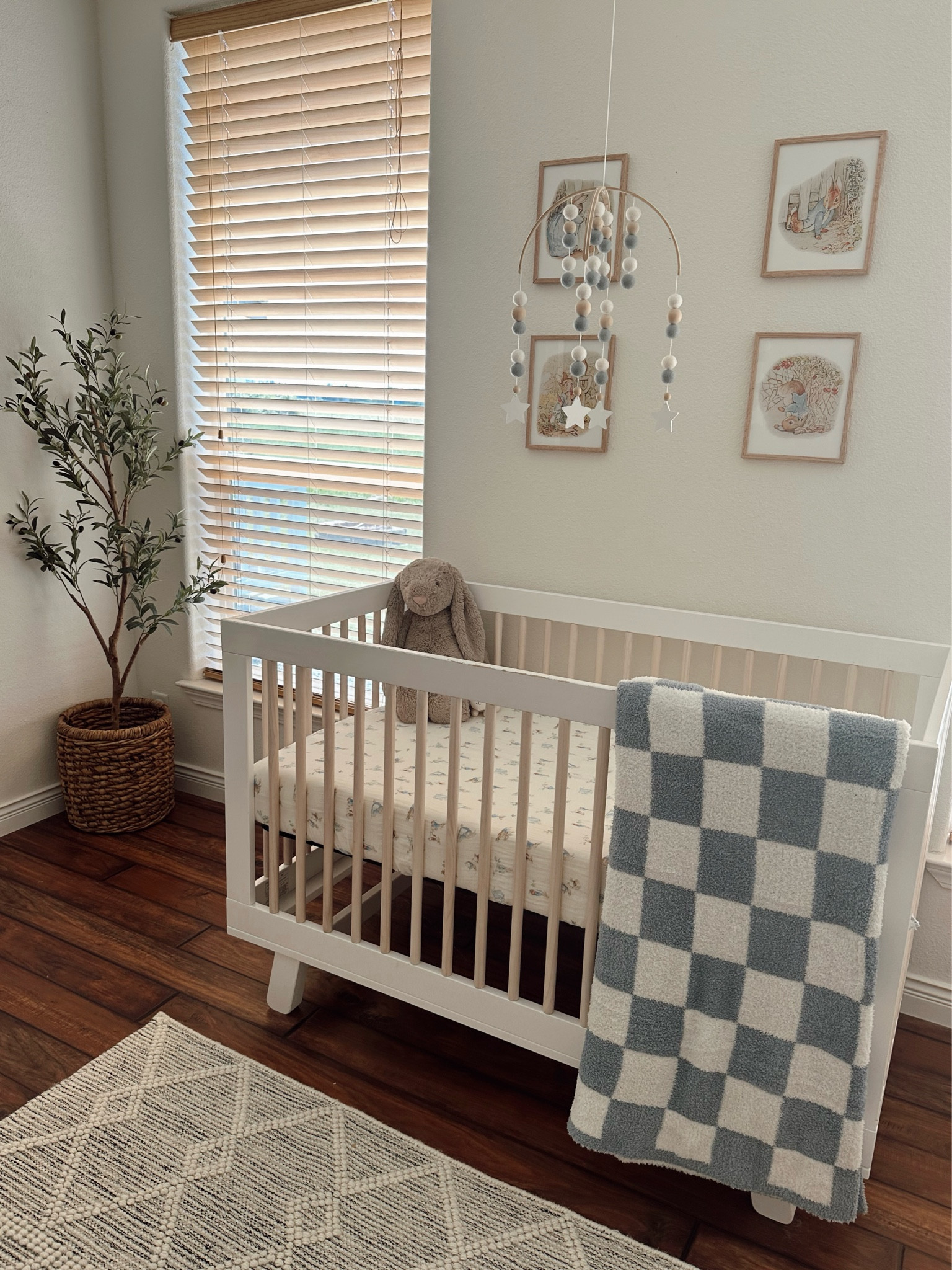 The softest checkered blanket for under $40! So happy with the quality, I ordered the 50x70 inch size 🩵


Baby blanket, toddler blanket, checkered blanket, blue checkered blanket, nursery, baby nursery, neutral nursery, baby boy nursery, neutral boy nursery, peter rabbit nursery

#LTKBaby #LTKHome #LTKKids