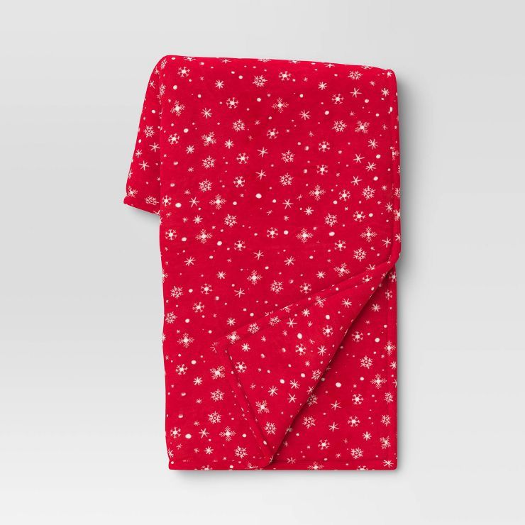 Snowflake Printed Plush Throw Blanket Christmas Red/Ivory - Wondershop&#8482; | Target