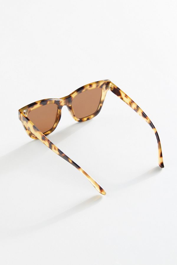 All The Way Up Oversized Sunglasses | Urban Outfitters (US and RoW)
