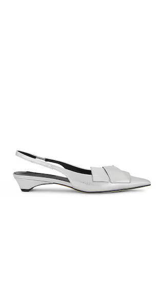 Elijah Flat in Silver Vintage Metal | Revolve Clothing (Global)