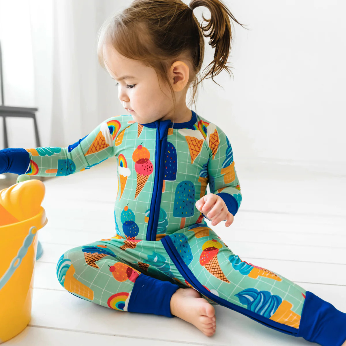 Aqua Rainbow Sprinkles Bamboo Viscose Zippy | Little Sleepies