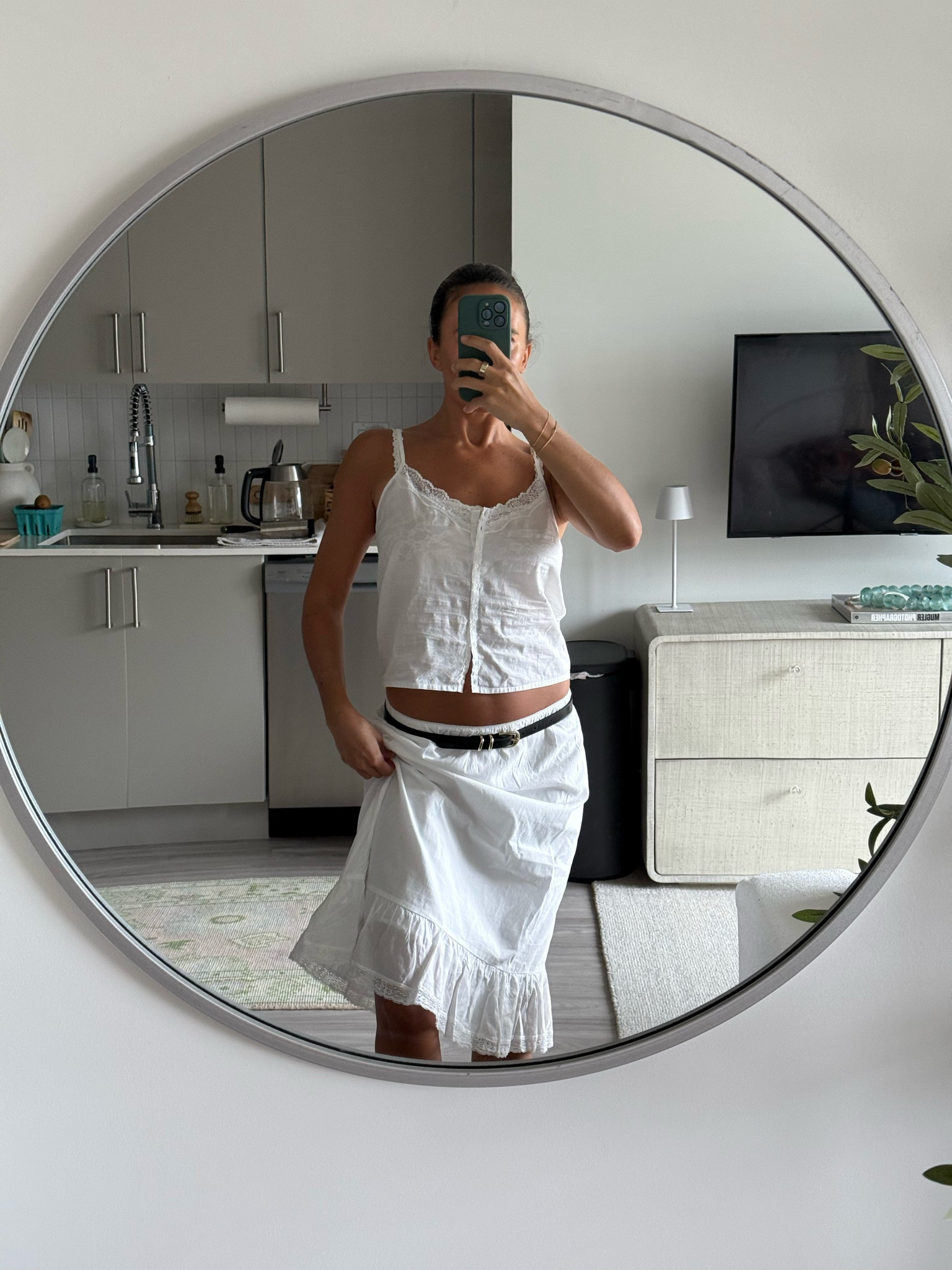 Parisian outfit 

#LTKStyleTip #LTKSeasonal #LTKItBag