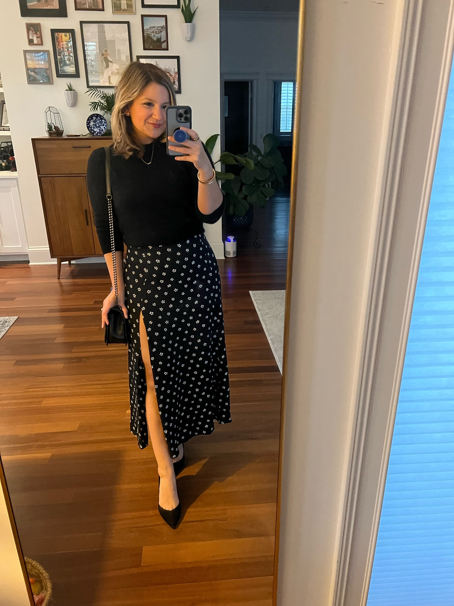 Cashmere Sweater - mine is by everlane - I have a size small.
Midi Skirt - size 4 regular 

#LTKSeasonal #LTKHoliday #LTKfindsunder100