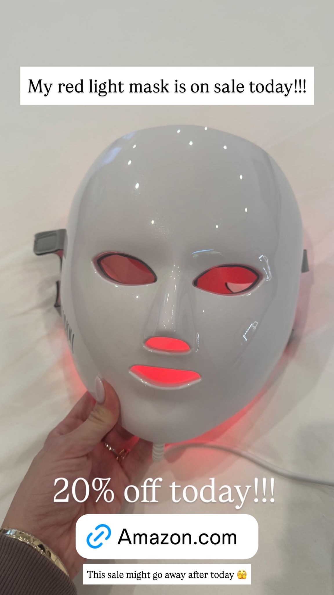 My red light mask is on sale for Prime Day! Get 20% off ❤️

#LTKSaleAlert #LTKBeauty
