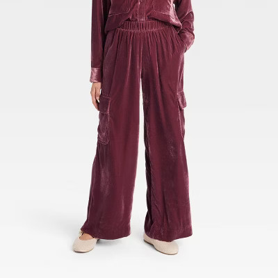 Women's Mid-Rise Wide Leg Velvet Cargo Pants - Universal Thread™ | Target