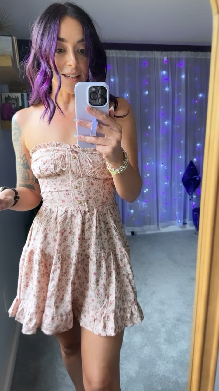 Damsel in a cute dress✨ 

O B S E S S E D

#LTKsalealert #LTKfit