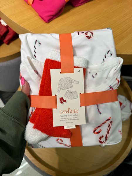 Christmas Pajamas at Target! Comes in 4 prints and is a three piece set including socks

Pjs, Jammies, Christmas, target finds, Christmas outfit 

#LTKHoliday #LTKSeasonal #LTKstyletip