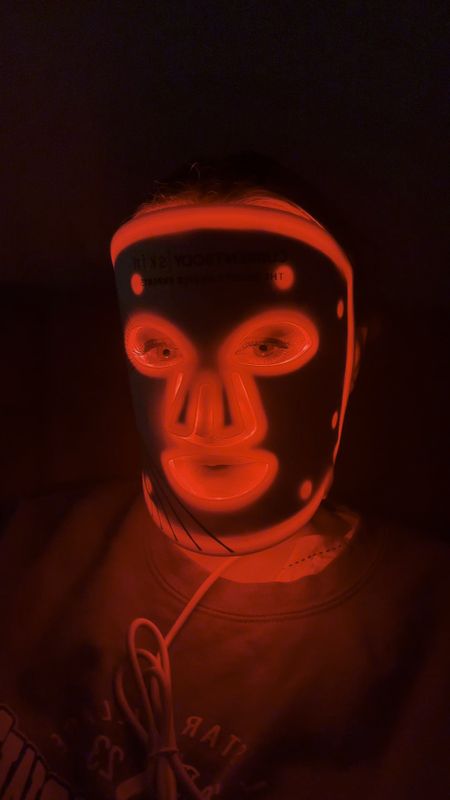 Red light led mask
Red light mask
Led mask
Use code SARASKIN for 15% off


#LTKbeauty #LTKsalealert