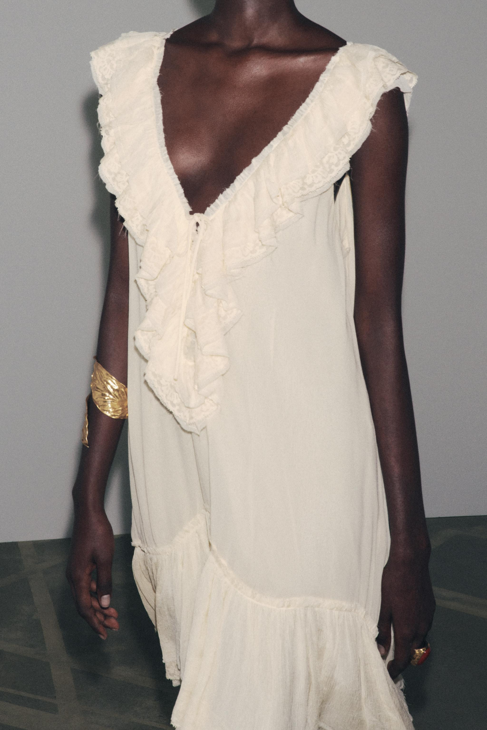 ZW COLLECTION LACE RUFFLE DRESS | Zara UK