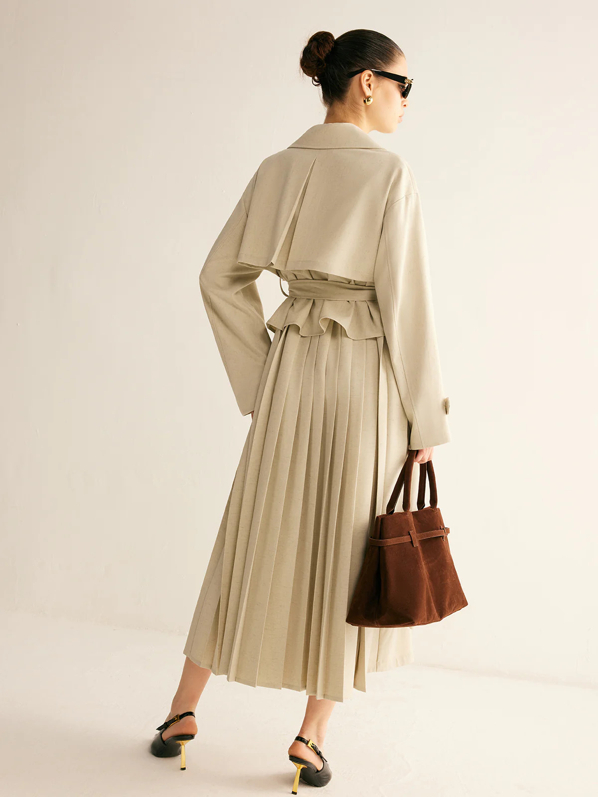 Elegant Pleated Trench Coat With Belt | Commense