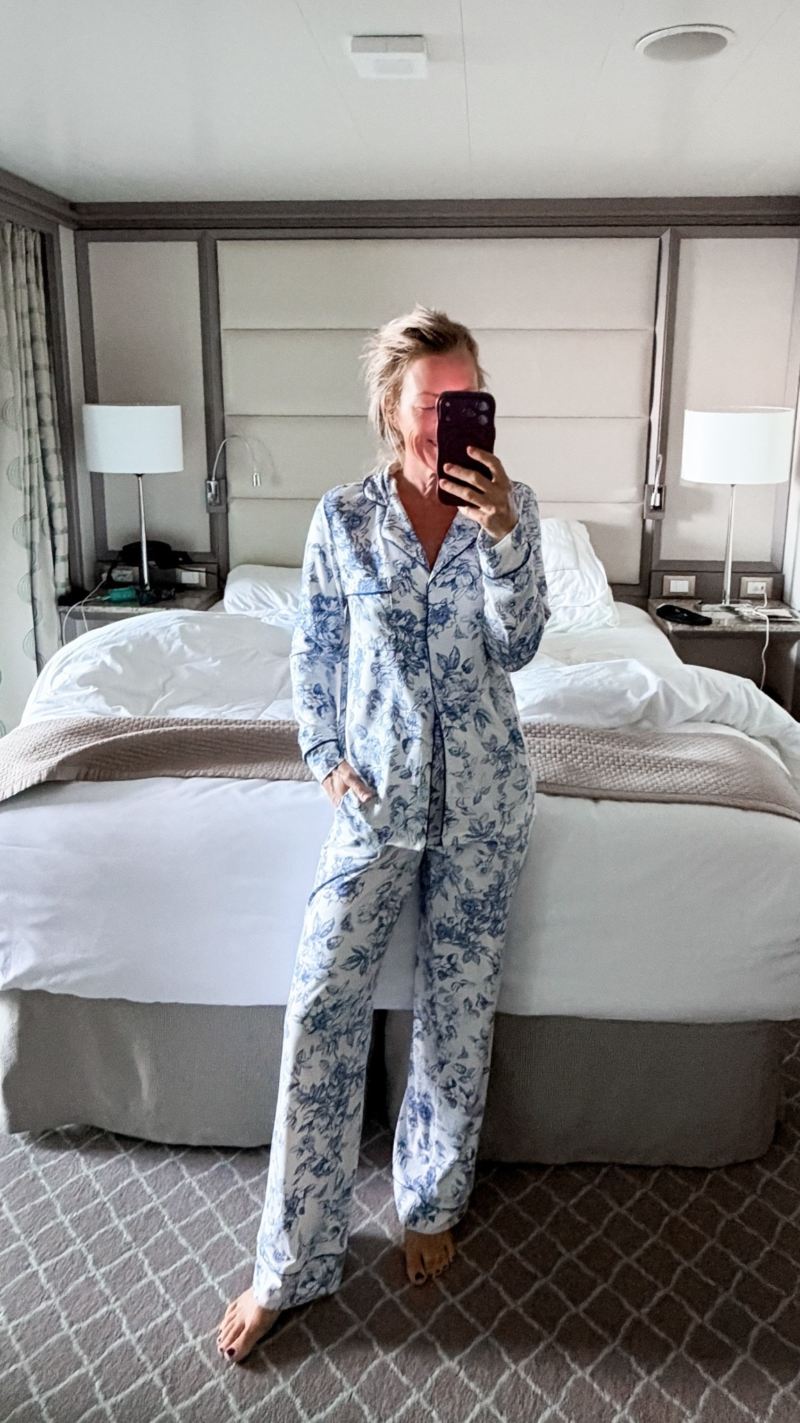 I packed exactly one pair of pajamas. So you know these are good!

Size: xe