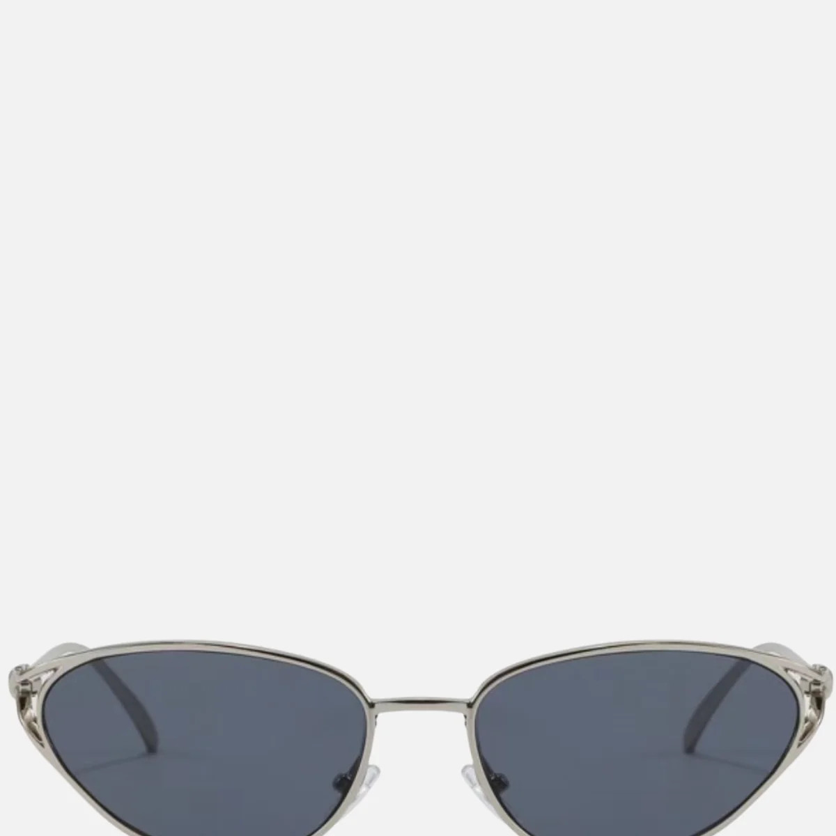 MALI Black Tint Cat Eye Sunglasses | Noughts and Kisses
