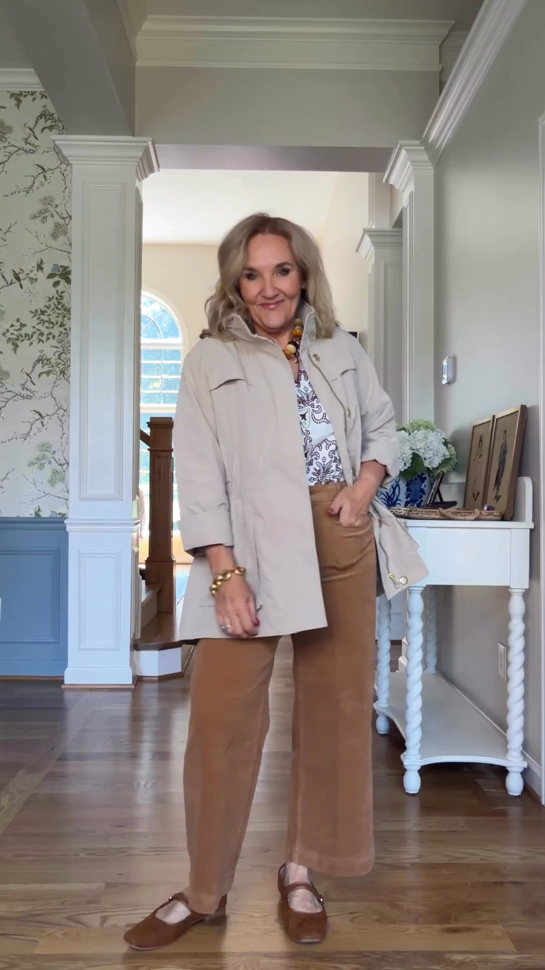This is such an easy way to do a rainy day without looking like you dressed for the weather. The soft neutrals together feel relaxed, but still very pulled together.

#LTKootd #LTKWorkwear #LTKTravel