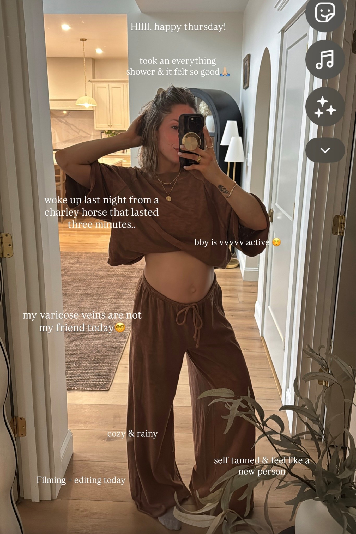 BUT… this comfy new set from Aerie is making me feel better 😅😅 it’s the little things! Comfy + cute🙏🏼 (wearing size small, probs could have done the xs.. but it’s cotton and will most likely shrink!) 

#LTKBump #LTKootd #LTKdayinmylife