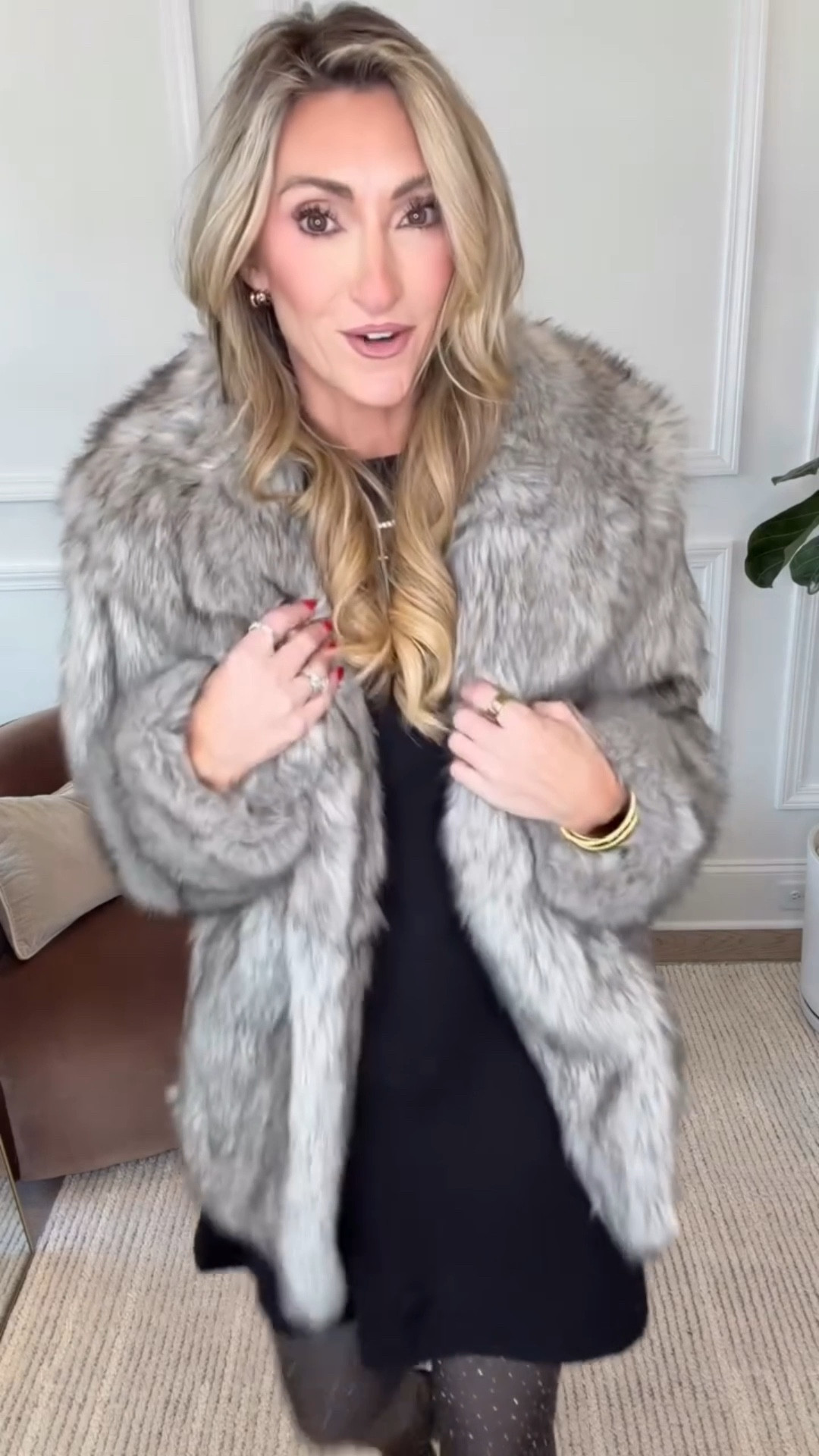 Absolutely in love with this beautiful dress! Would be perfect for a winter event or Valentine’s Day date  


casual style, elevated casual, fashion over 40, millennial fashion, Amazon unboxing, mom style #leggingsoutfit #modestdresses

#LTKFindsUnder50 #LTKSaleAlert #LTKSeasonal