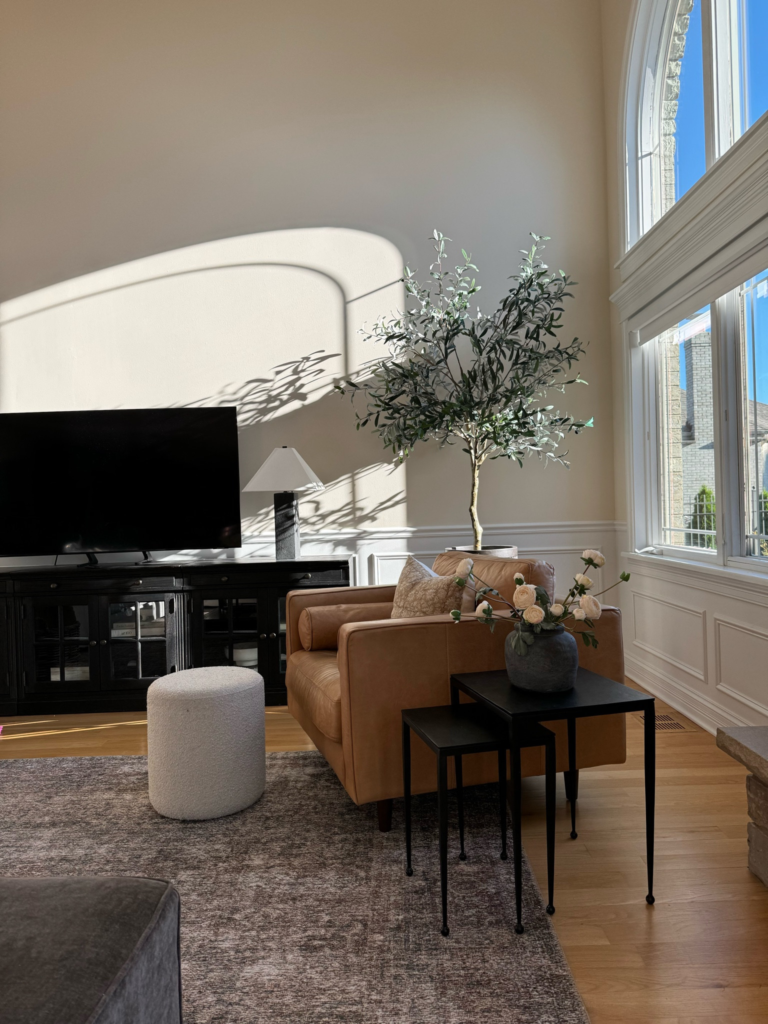 Styled my new nesting tables here by the chair too! They look so good anywhere! 

#livingroom #greatroom #nestongtables #mypotterybarn #sidetable 

#LTKSaleAlert #LTKSummerSales #LTKHome