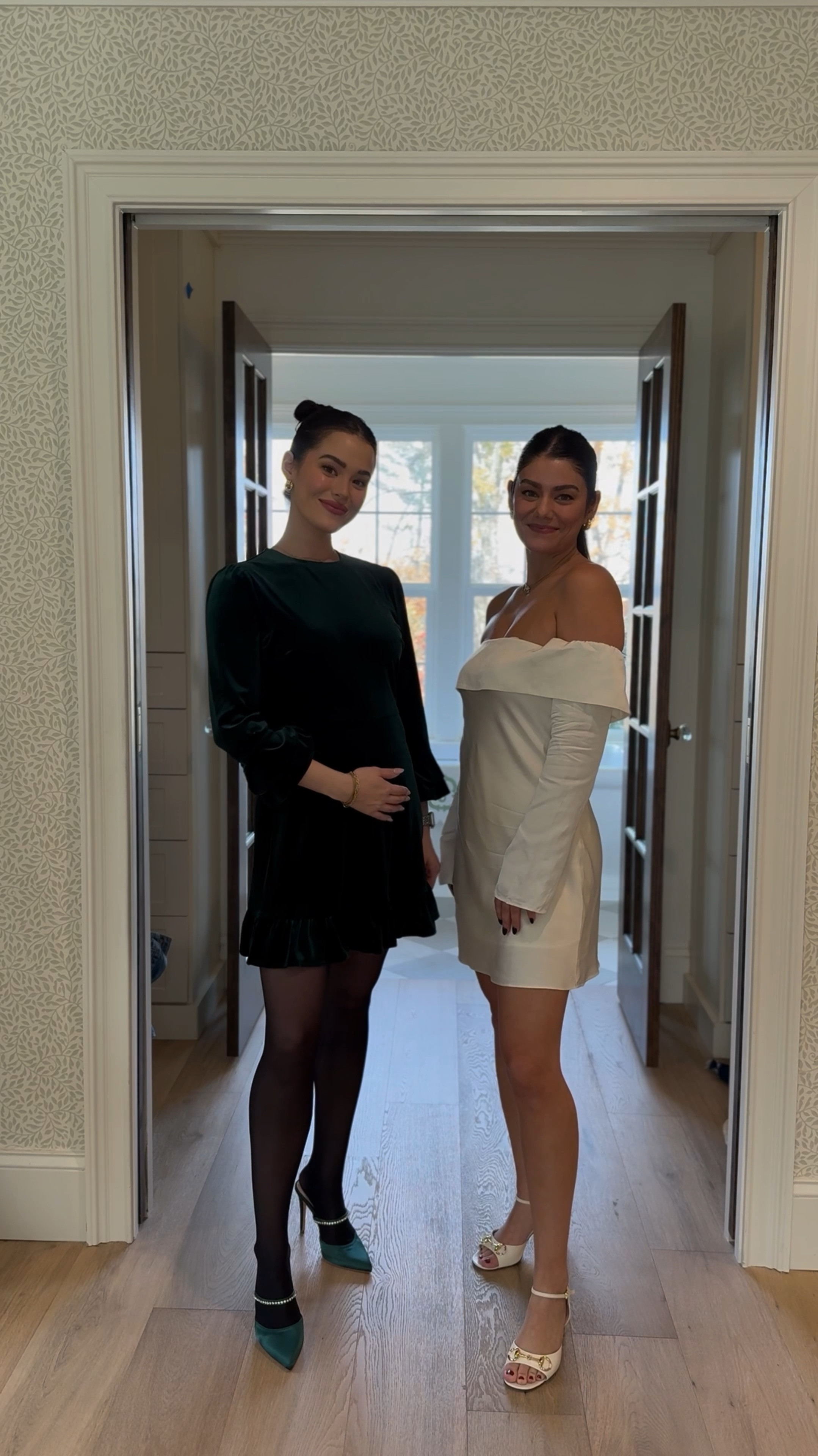 Bump friendly festive outfit for holidays under $100