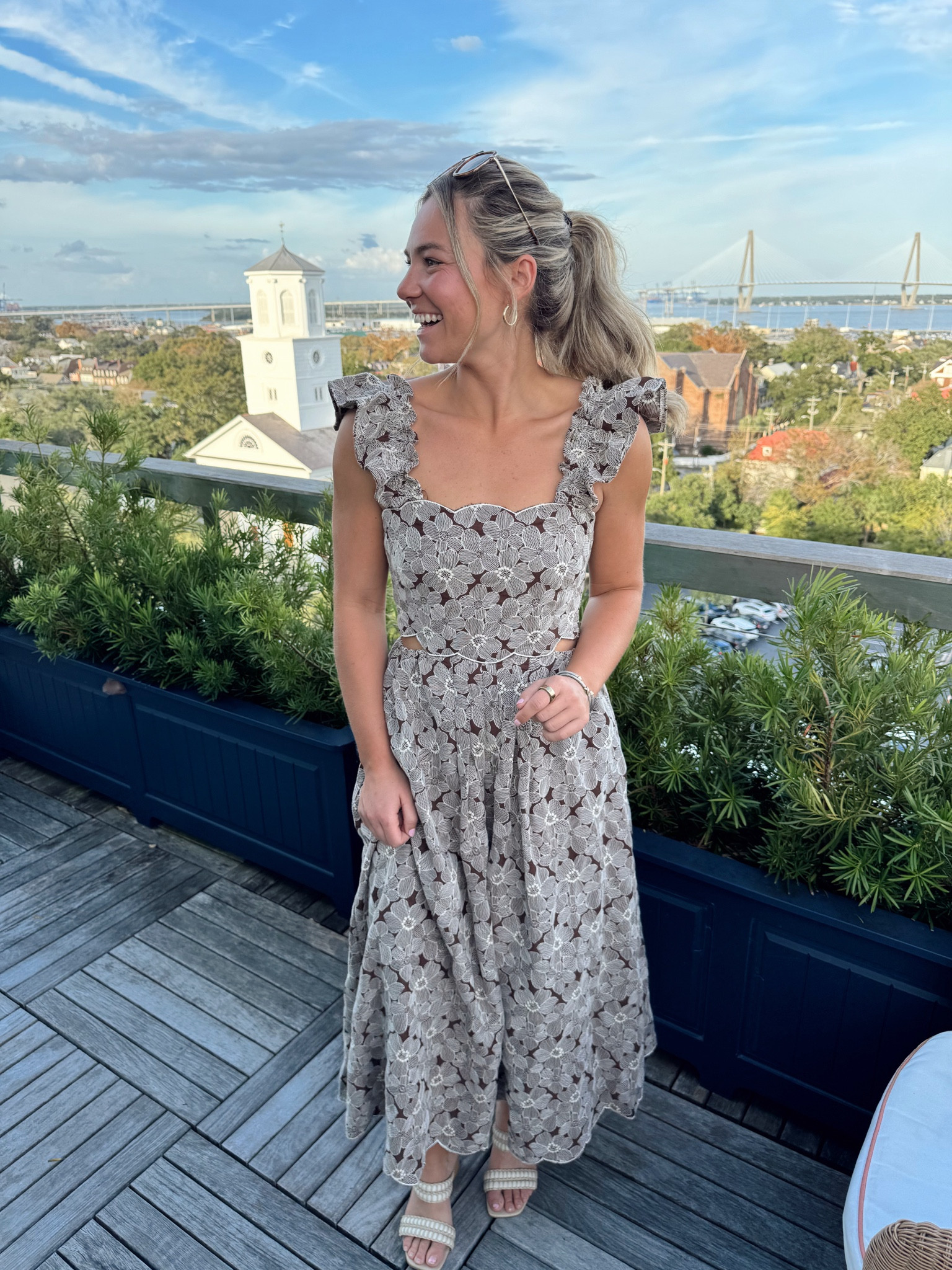 Fall date night dress!! Non toxic makeup!

#LTKStyleTip #LTKHoliday #LTKSeasonal