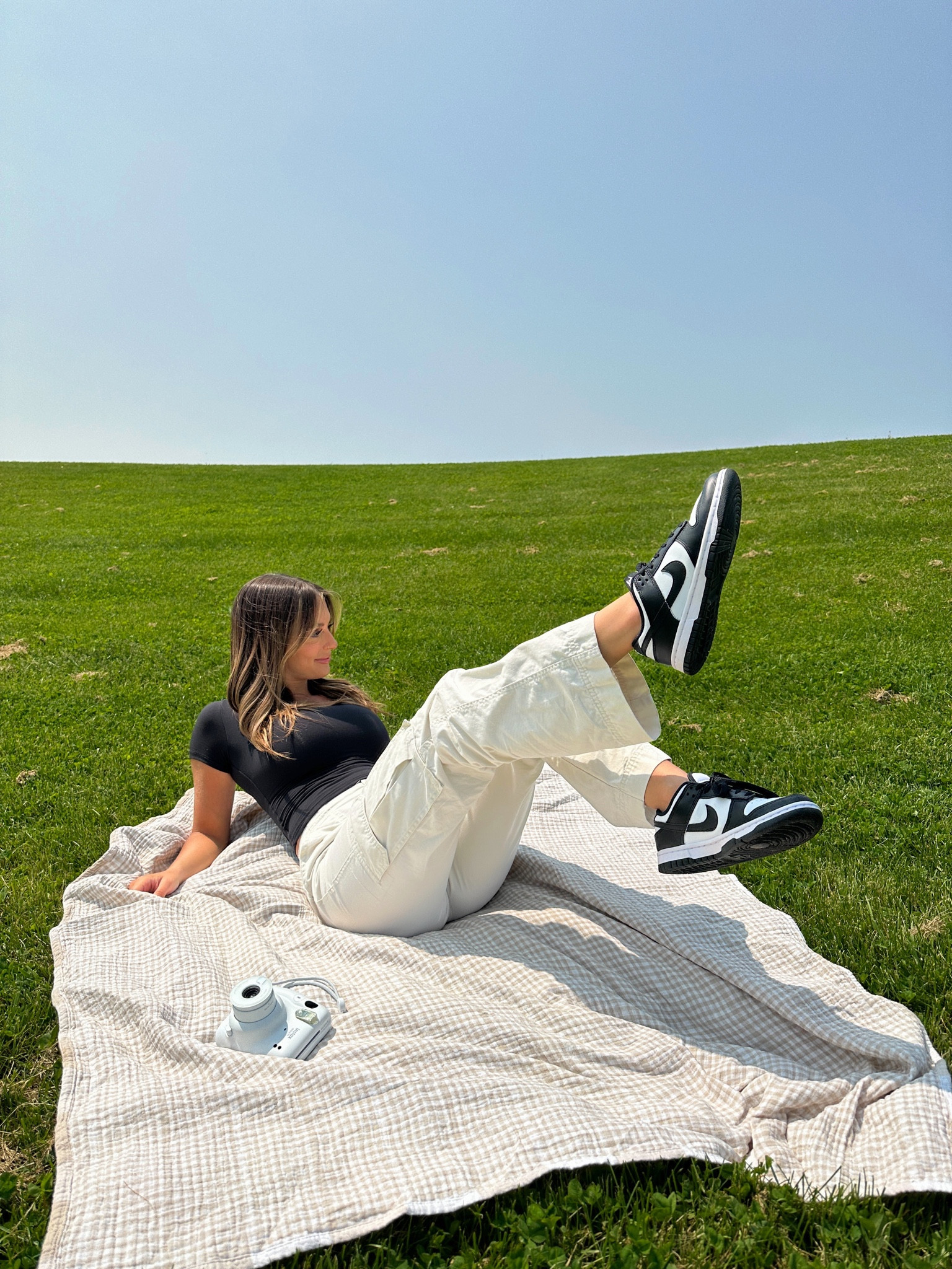 black tee, cargo pants



#LTKstyletip #LTKunder100 #LTKunder50