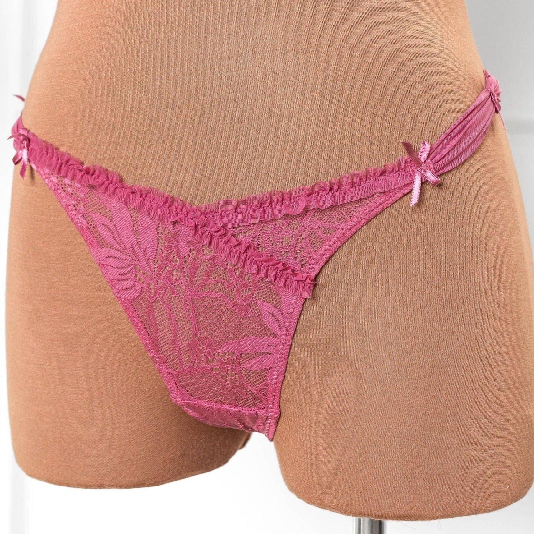 Lace & Mesh Rouched Thong - Mauve | Mentionables
