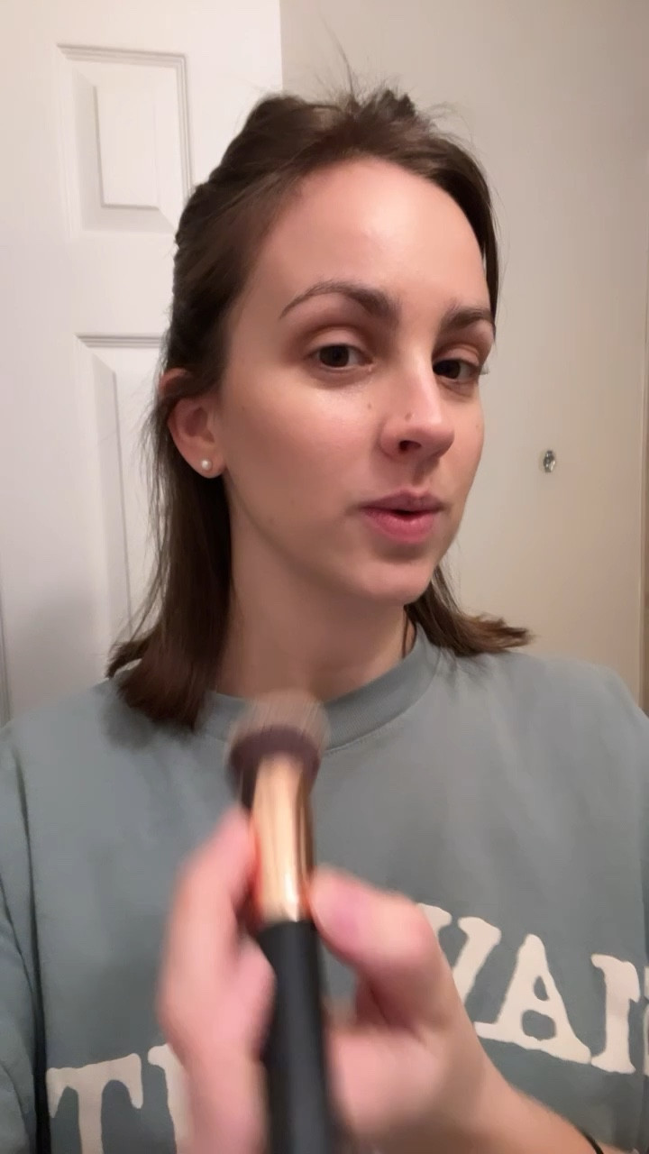 Trying out my new merit bronzer & tbh I don’t know if I put it on right but it’s pretttyyyy 🥰

#LTKfindsunder50 #LTKVideo #LTKbeauty
