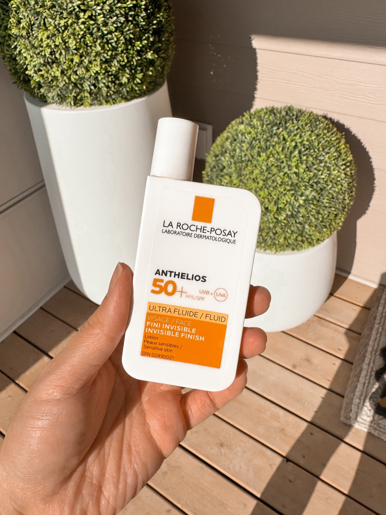 This sunscreen is absolutely my favorite that I use it every day for my face. Goes on so light, not greasy, absorbs well. Just perfect. ☀️😎🤌🏻

#sunscreen #skincare #morningroutine

#LTKmorningroutine #LTKSpringSale #LTKdayinmylife