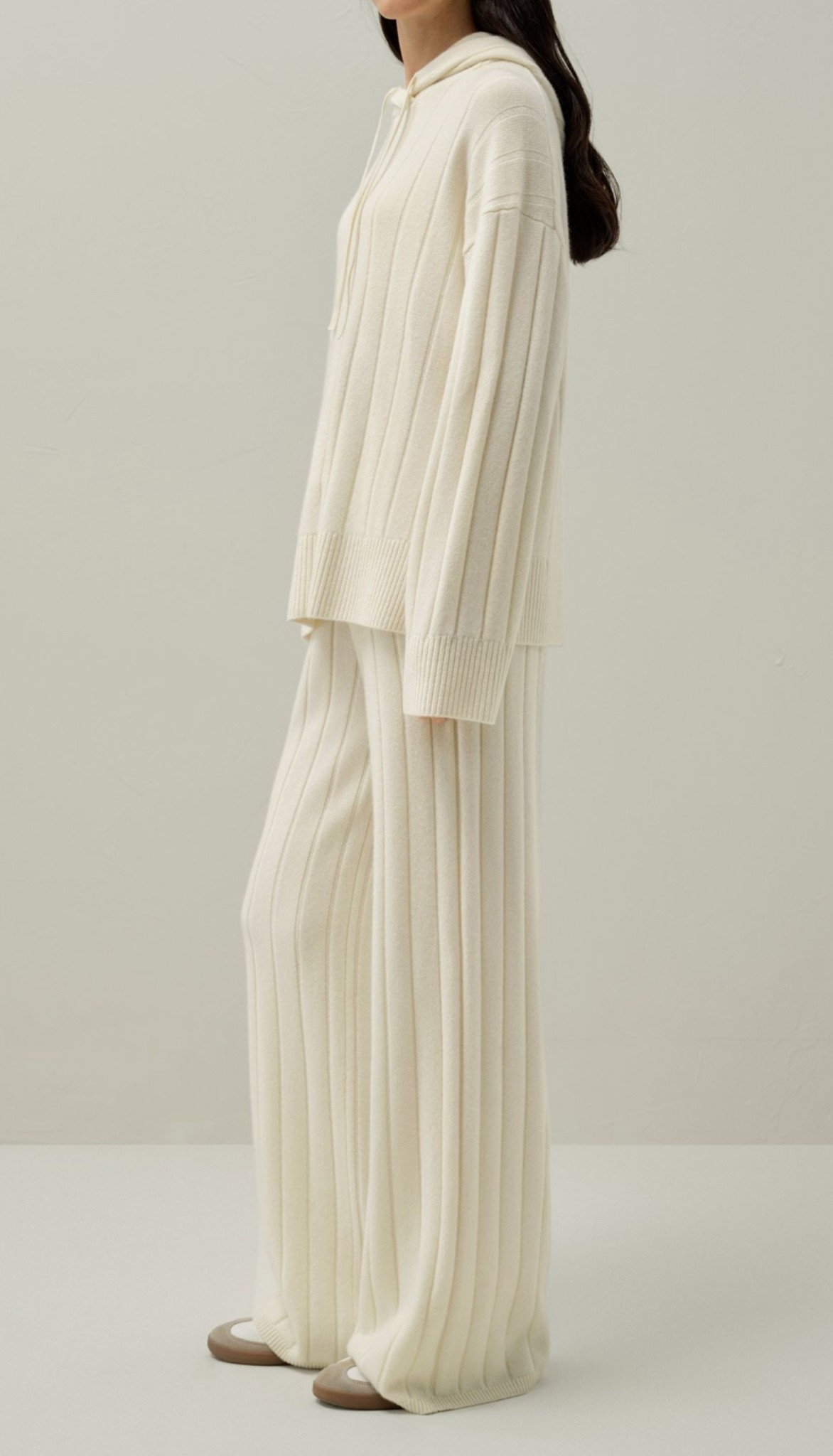 The best cashmere loungewear 

#LTKwinter #LTKtravel #LTKluxury