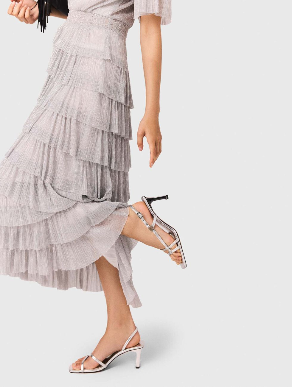 Metallisiertes Kleid mit Rüschen Schwarz / Grau für Damen | Maje | Maje EU