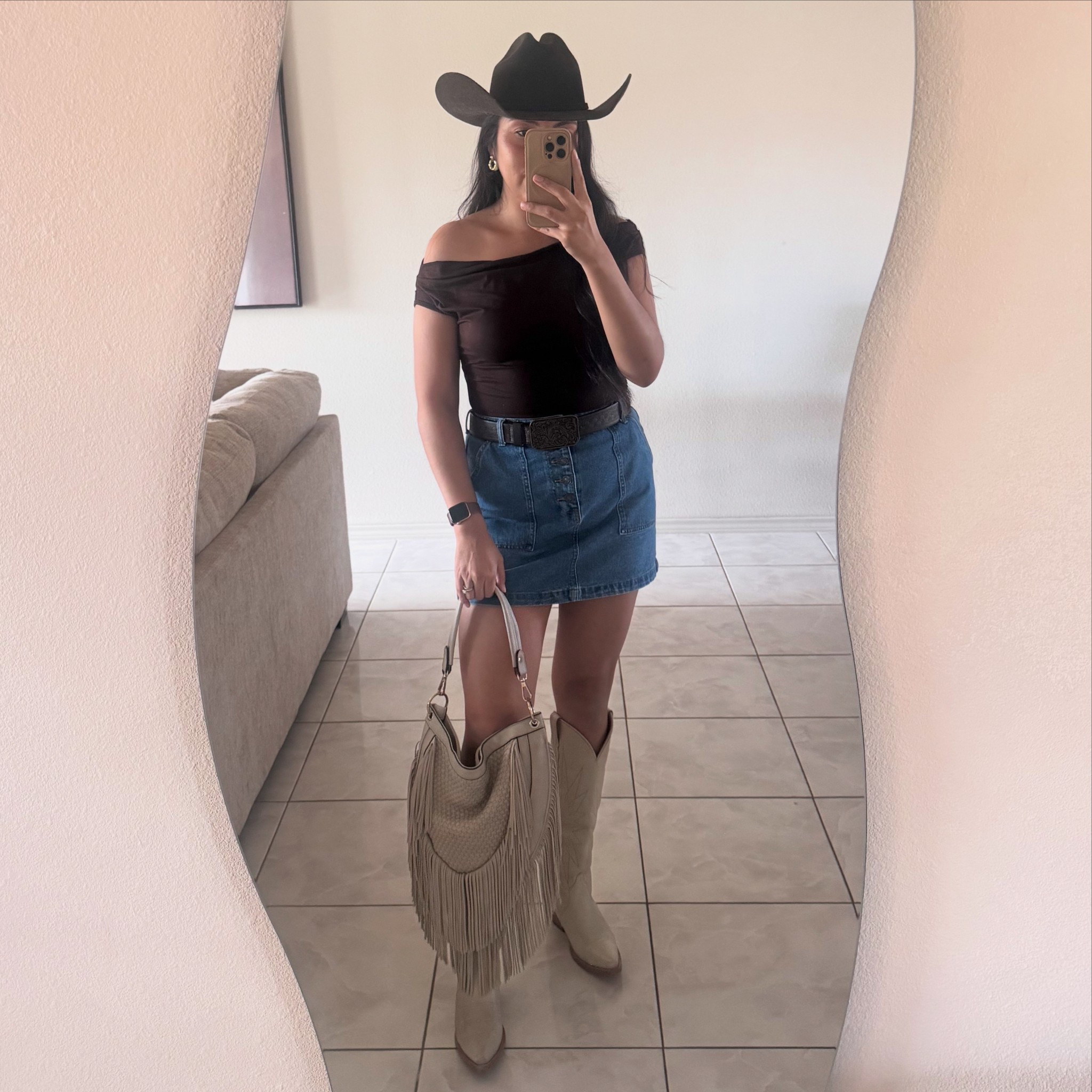 pre-fall in Texas. Perfect fall outfit for those hot sunny days! 

#western #falloutfit #fallinspo 

#LTKFindsUnder50