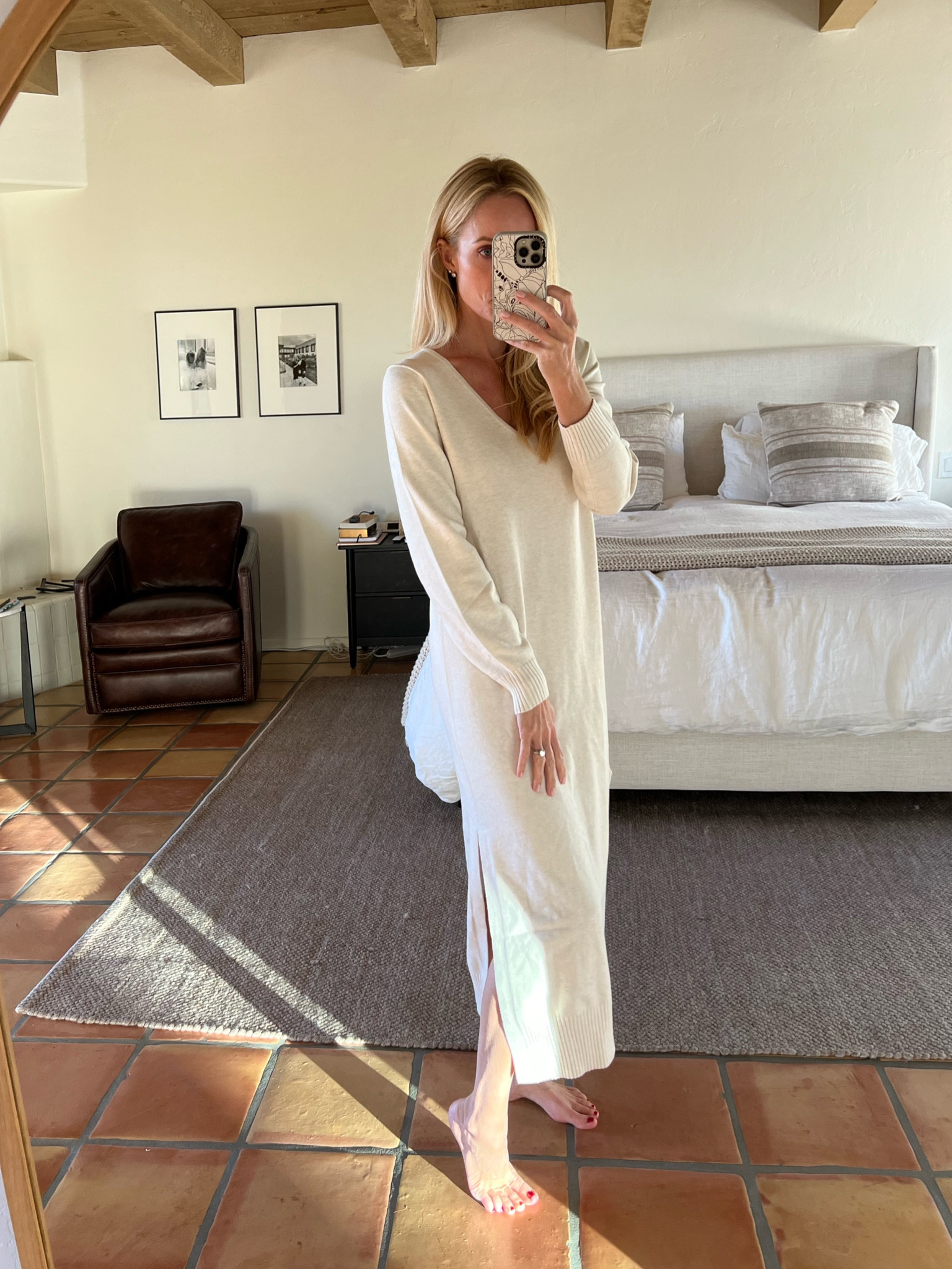 Cutest and coziest splendid sweater maxi dress. Wearing size small in the snow color. Perfect for family photos, Christmas, thanksgiving, holiday photos, etc.! 

#LTKStyleTip #LTKSeasonal #LTKHoliday