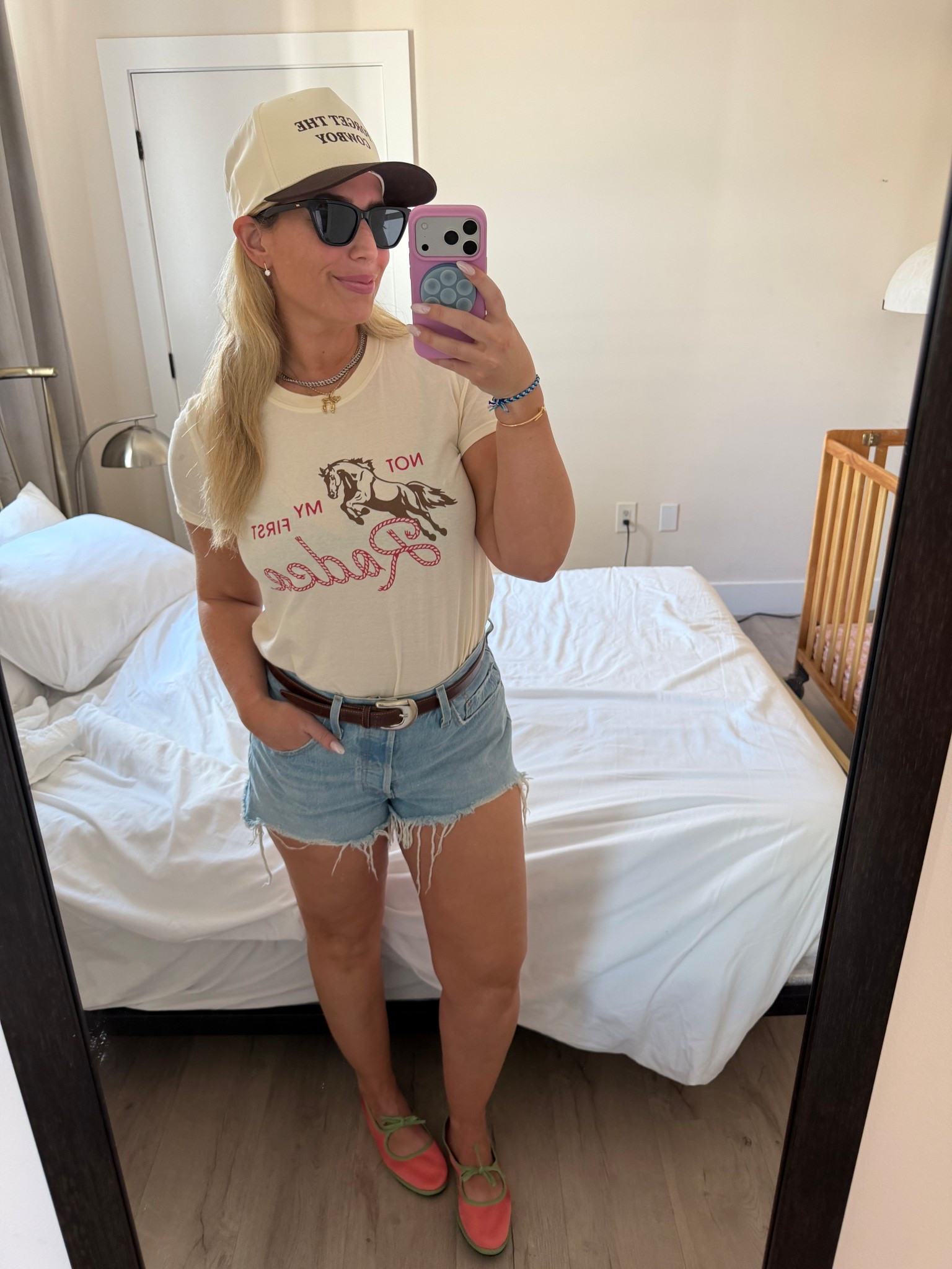 Miami🩷

#LTKSeasonal #LTKmomlife #LTKOver40