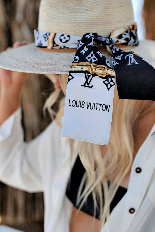 Item #21 | Glitzy Bella