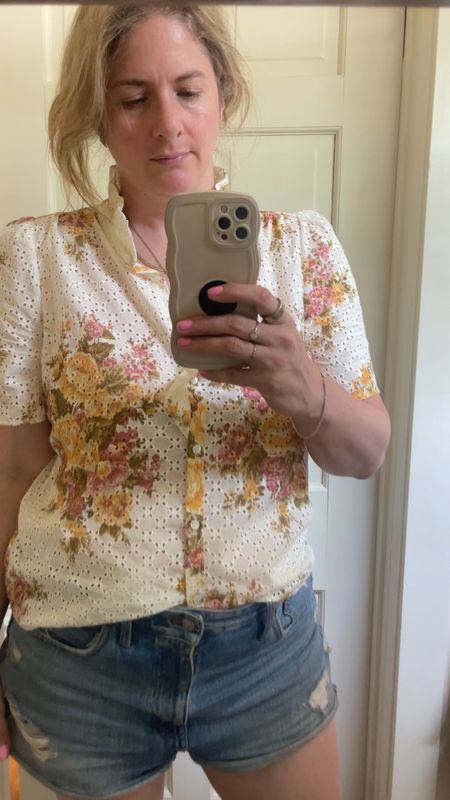 Completely smitten with this ruffled short sleeve blouse from Sézane. And the eyelet fabric is surprisingly soft! 

Summer outfit, spring outfit, jean shorts, denim shorts, Madewell, floral top

#LTKFind #LTKstyletip