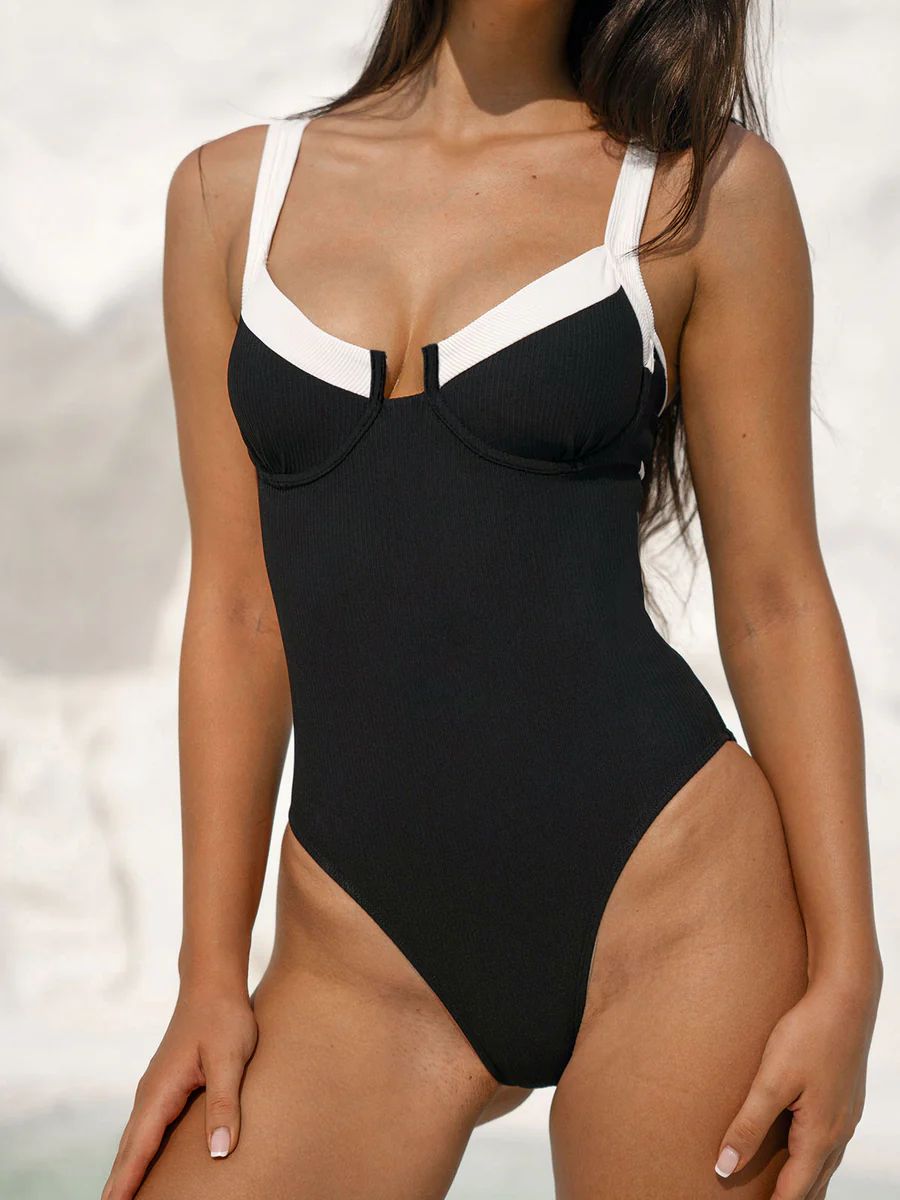 Contrast Trim Knotted One-Piece Swimsuit & Reviews - Black - Sustainable One-Pieces | BERLOOK | BERLOOK
