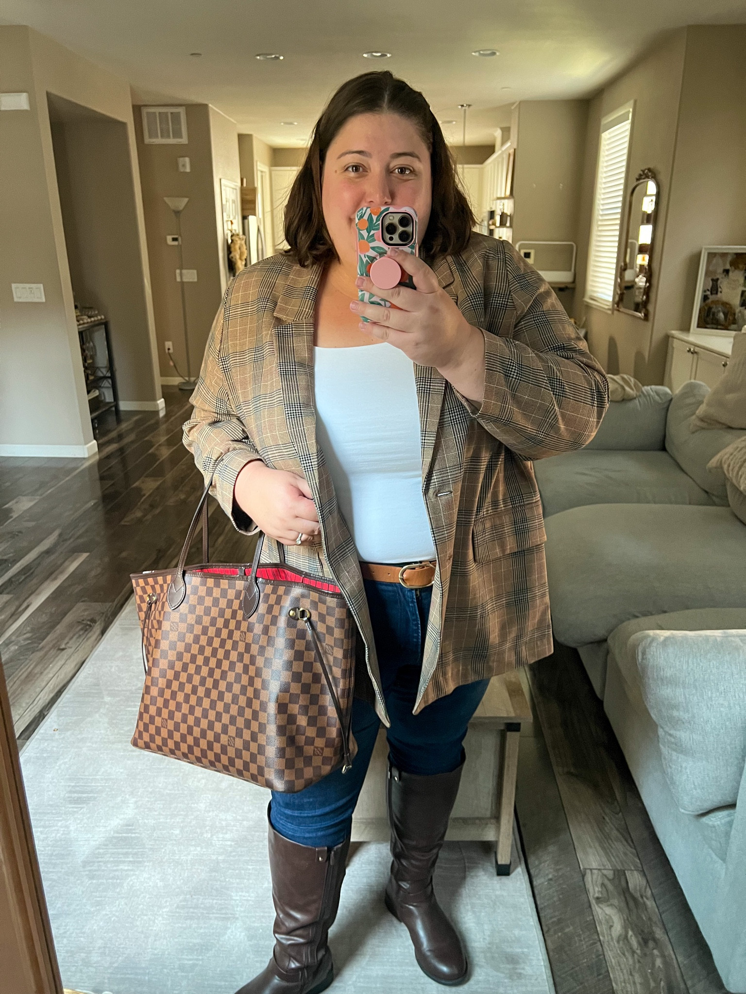 Fall work outfit 🍂

Sizing:
Blazer: 4X (I sized up but it feels a little more oversized than I was hoping)
Bodysuit: 3X
Jeans: 36R
Boots: 10 (these were from Torrid, I linked some very similar options!)

#LTKSeasonal #LTKplussize #LTKworkwear