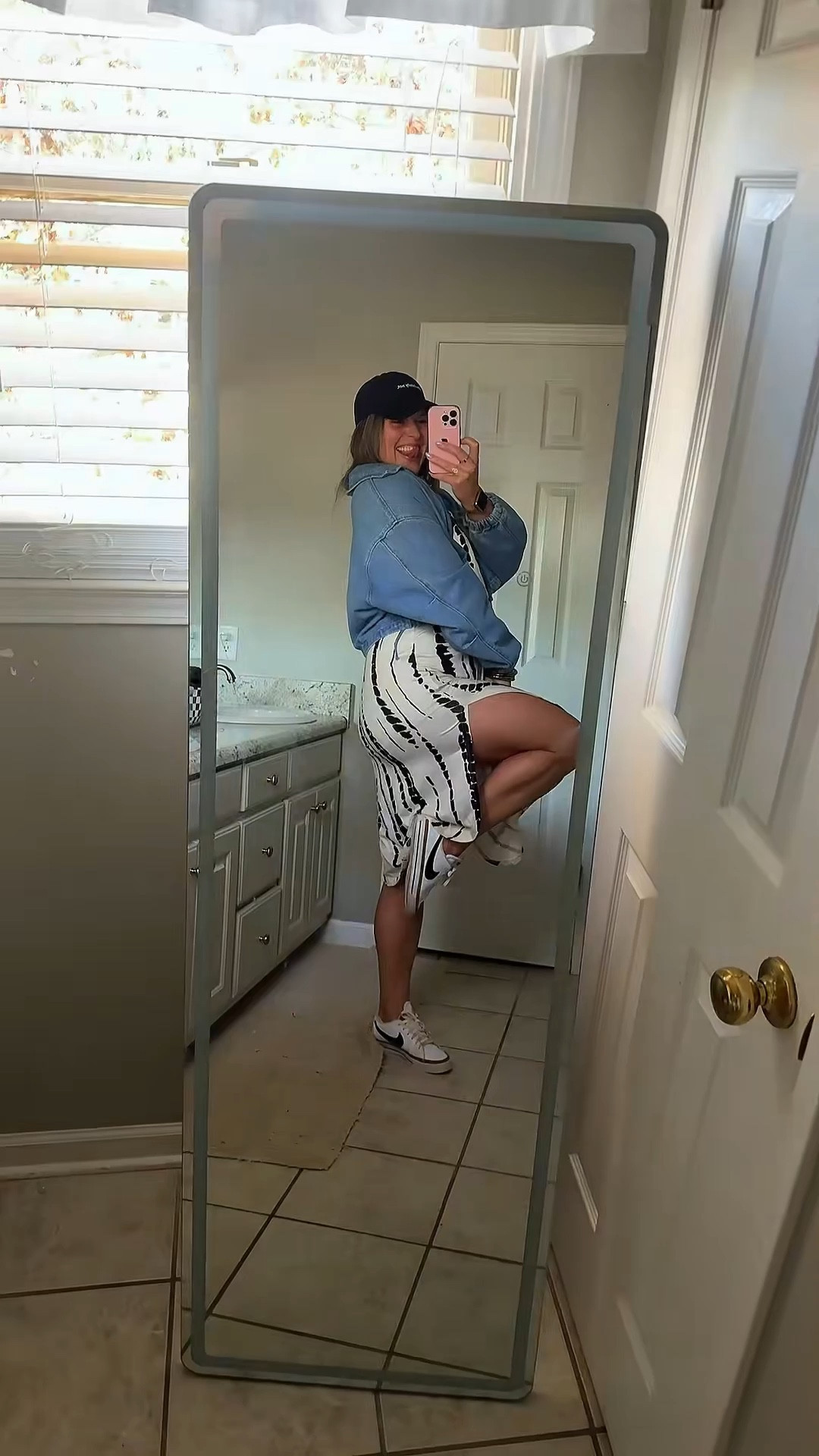 Mom Fit Inspo

#LTKFindsUnder100 #LTKmomlife #LTKMidsize