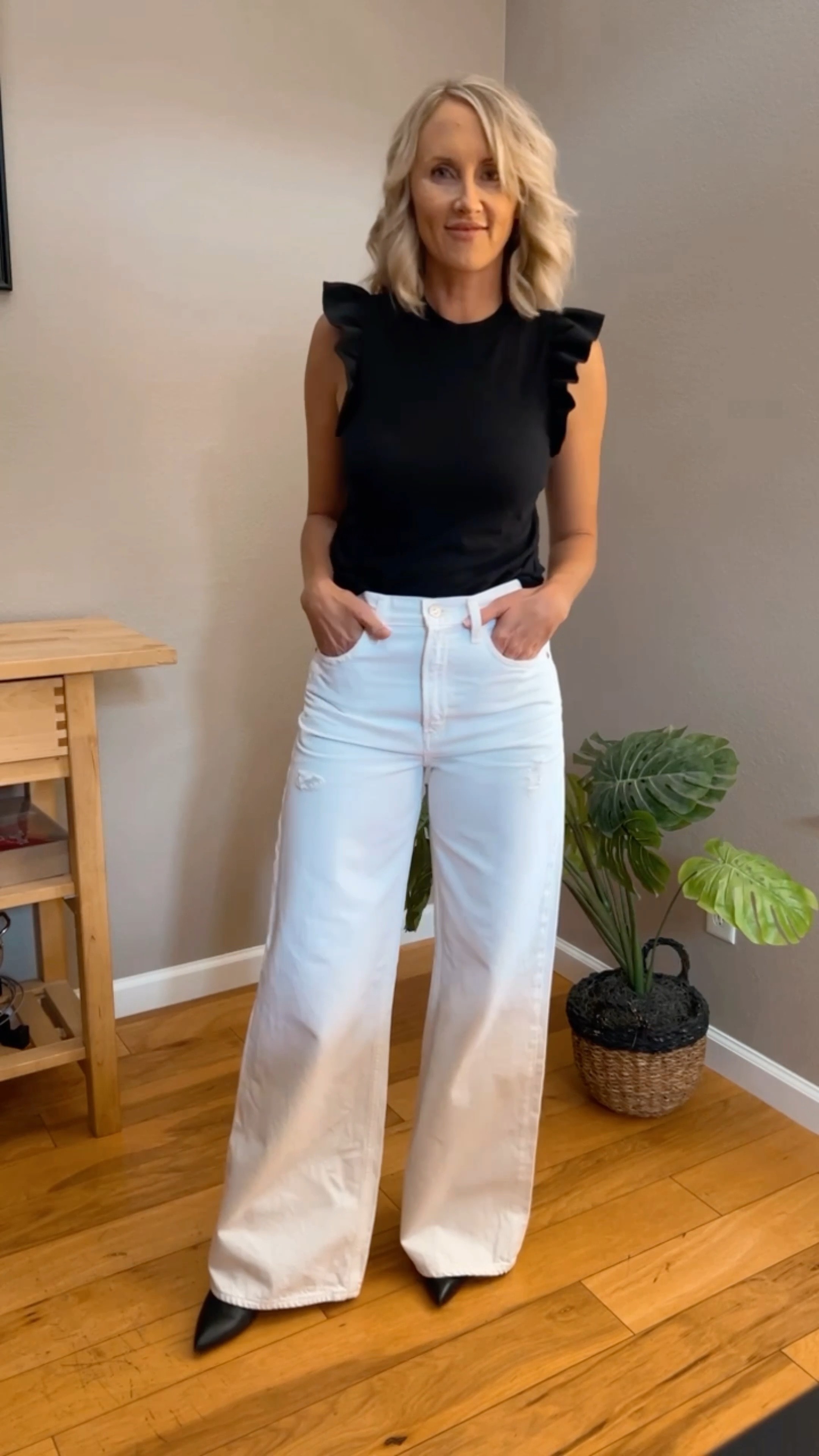 4 trending denim
Wide leg denim
Straight leg denim
90’s denim
Flare denim

#LTKsalealert #LTKunder100 #LTKstyletip