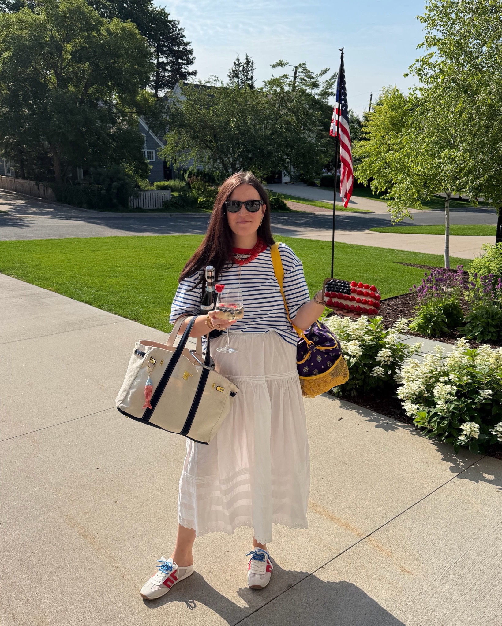 4th of July//Summer Mom uniform

#LTKmomlife #LTKSeasonal #LTKootd